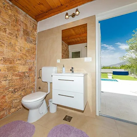 Home Away From Home With Outdoor Pool, Botanical Garden And A Beautiful Sea View Kaštela Exterior foto