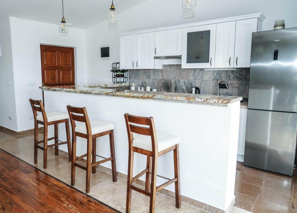 Holiday home Away From With Outdoor Pool, Botanical Garden And A Beautiful Sea View