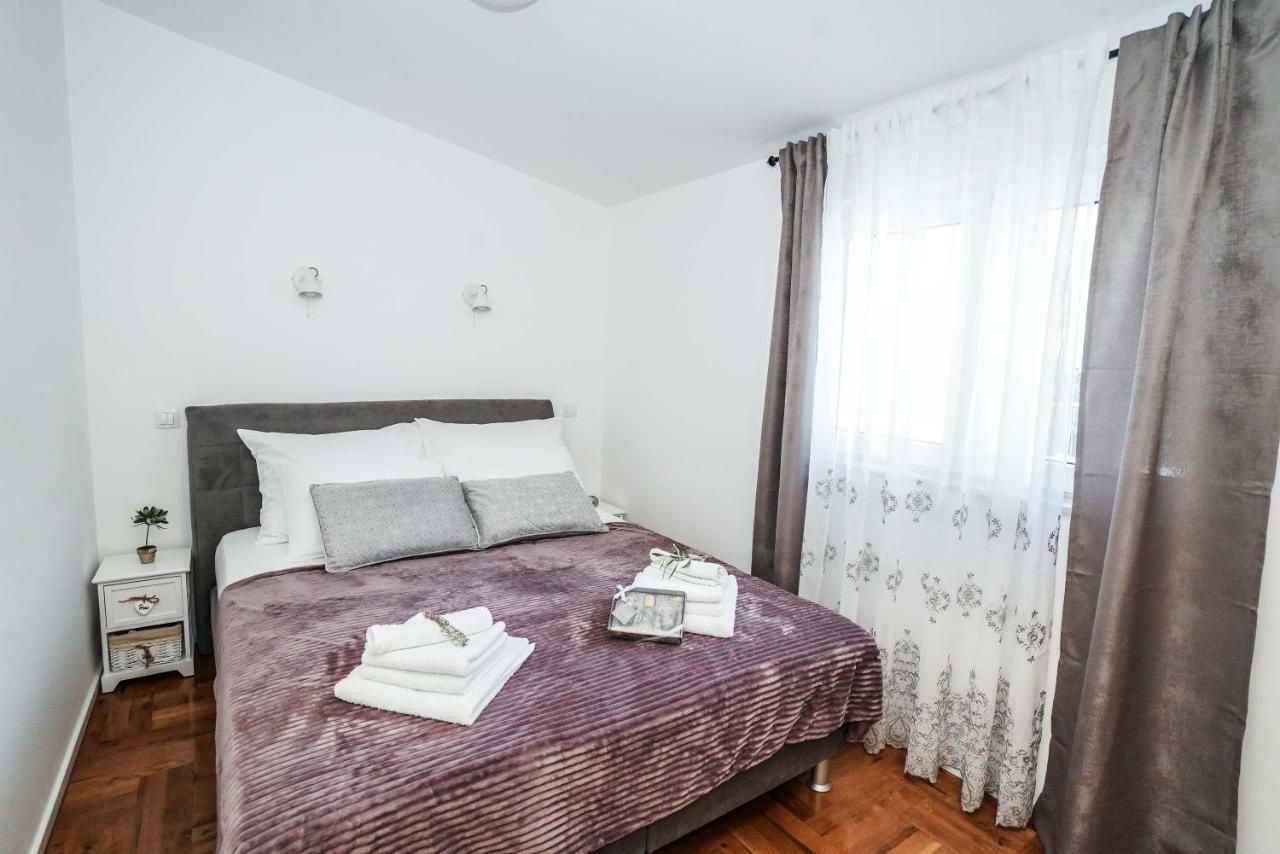 Holiday home Away From With Outdoor Pool, Botanical Garden And A Beautiful Sea View